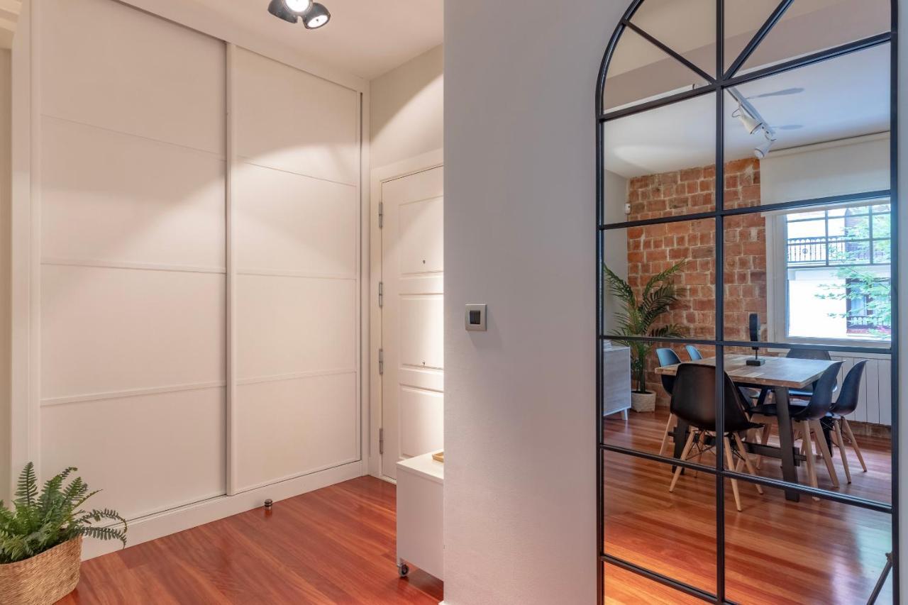 Gran Apartamento Con Estilo En El Centro De Бильбао Экстерьер фото
